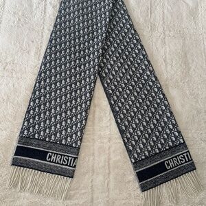 Dior Monogram Cashmere Scarf - Ecru & Navy